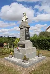 Le monument aux morts.