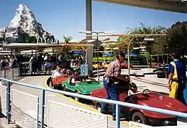 Fantasyland Autopia à Disneyland