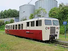 L'autorail Verney X 211 en service sur le Train du Bas-Berry.