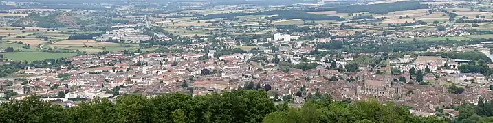 Le panorama sur Autun.