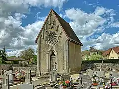 La chapelle du cimetière.