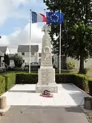 Le monument aux morts.