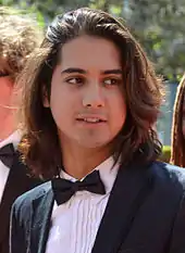 Avan Jogia interprète Beck.