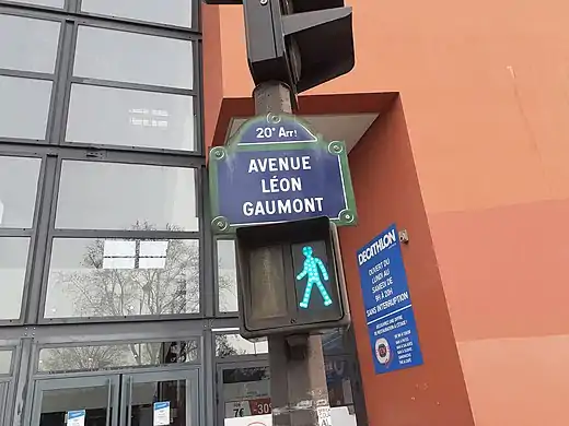 Plaque de l'avenue.