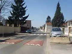 Avenue de Verdun dans les Bordes à Fontenay-Trésigny.