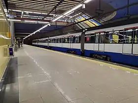 Image illustrative de l’article Aviación Española (métro de Madrid)