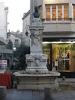 Fontaine Paul Pamard à Avignon