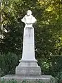 La statue de Paul Saïn, au cœur du Jardin des Doms.