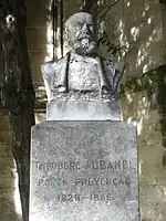 Buste de Théodore Aubanel à Avignon