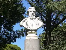 Buste de Félix Gras à Avignon