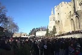 À Avignon.