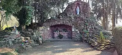 Grotte de Lourdes  près du Dompeter.