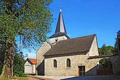 Église Sainte-Croix du village.