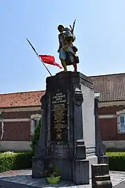 Le monument aux morts.