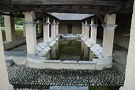 Lavoir de Cap-vath à côté de l'église.