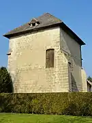 Ancien pigeonnier du château du Roi Jean