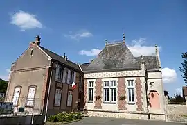 La mairie.