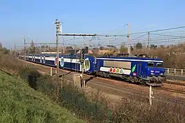 BB 7602 en tête d'unerame de VB 2N.