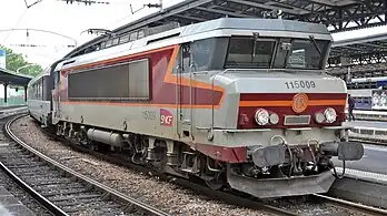 BB 15009 en gare de Paris-Est.