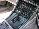 Intérieur de la BMW Série 8, console centrale