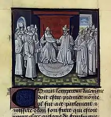 Assemblée d’ecclésiastiques et de nobles entourant un couple royale, tous de blanc vêtus.