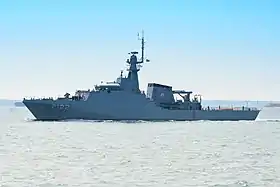 Le Araguari au large de Portsmouth le 12 juillet 2013.