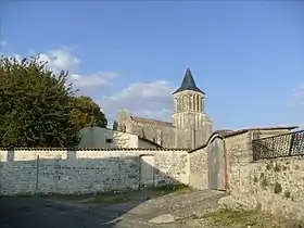 Église Saint-Vivien de Bords