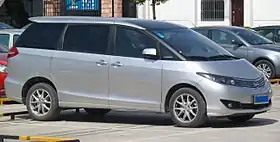 BYD M6