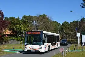 Bus Baia de la ligne 3, en direction de la gare d'Arcachon.
