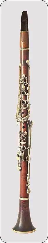 Clarinette en système Baermann, conçue vers 1860, techniquement intermédiaire entre les clarinettes Müller et Oehler