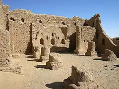 Oasis d'Al-Kharga, nécropole d'El-Bagawat, nef de la basilique