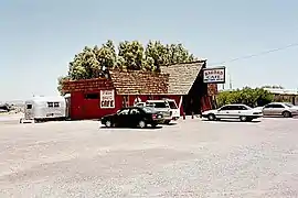 Le Bagdad Café, principal décor du film, été 2001.