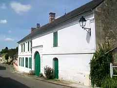 Maison ancienne dans la Grande-rue, près de l'église