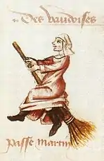 Dessin d’une femme sur un balai semblant flotter dans les airs. Elle porte une coiffe blanche, une robe rouge et des bottes noires.