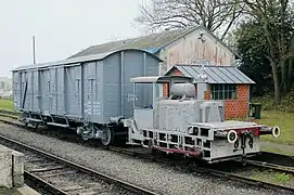 Le wagon couvert « US 17 » 23970 à quatre portes, restauré à Chaillevette en 2017  Classé MH (1990).