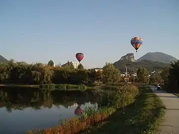 Ballons au-dessus de Jeleznovodsk.