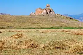 Ruines de l'église de Banak.