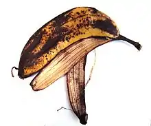 Photographie d'une peau de banane.