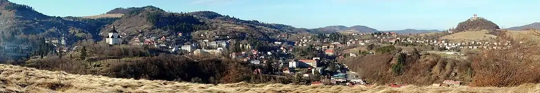 Panorama de Banská Štiavnica avec le Calvaire au fond.