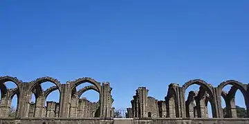 Mausolée d'Ali Roza construit en 1672, monument classé.