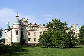 Image illustrative de l’article Château de Baranów Sandomierski