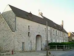 Façade extérieure de la ferme de Montmartre