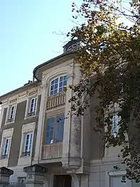 Détail de la façade d'une villa.