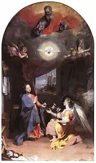 Sous le regard de Dieu, l'ange agenouillé présente un lys à Marie dans un intérieur.
