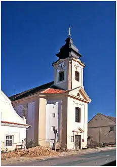 L'église Saint-Georges.