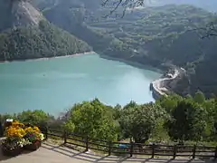 Barrage du Chambon en 2005.