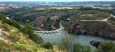 le barrage de Grangent.