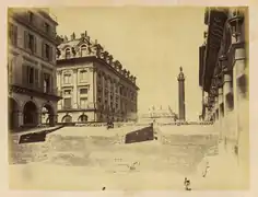 Grande barricade de la Rue Castiglione, Bruno Braquehais, mai 1871, papier albuminé, Bibliothèque nationale du Brésil.