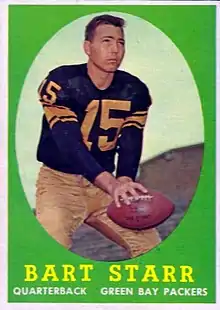 Une image d'un joueur de football américain, en tenue, une main sur un ballon, dans une image ronde sur un fond vert clair.