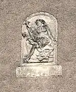 Bas relief de l'immeuble Brouet.